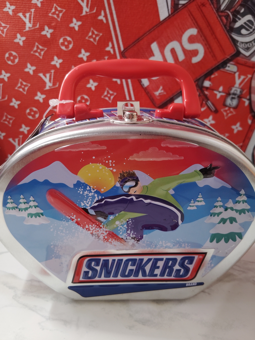 Snickers Tin